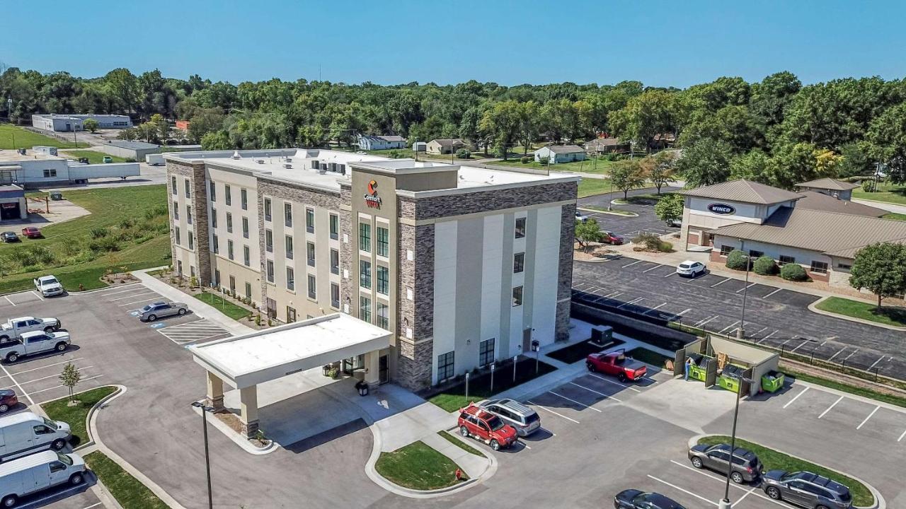 Comfort Suites Grandview - Kansas City Exterior photo